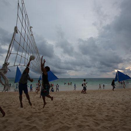 Crown Regency Beach Resort Manoc-Manoc Exterior foto